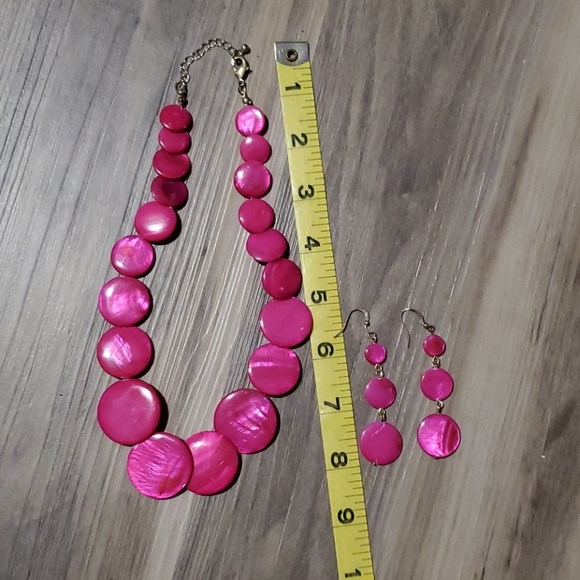 Jewelry - ❤ 4 /$20 Fuchsia flat disc necklace & earrings